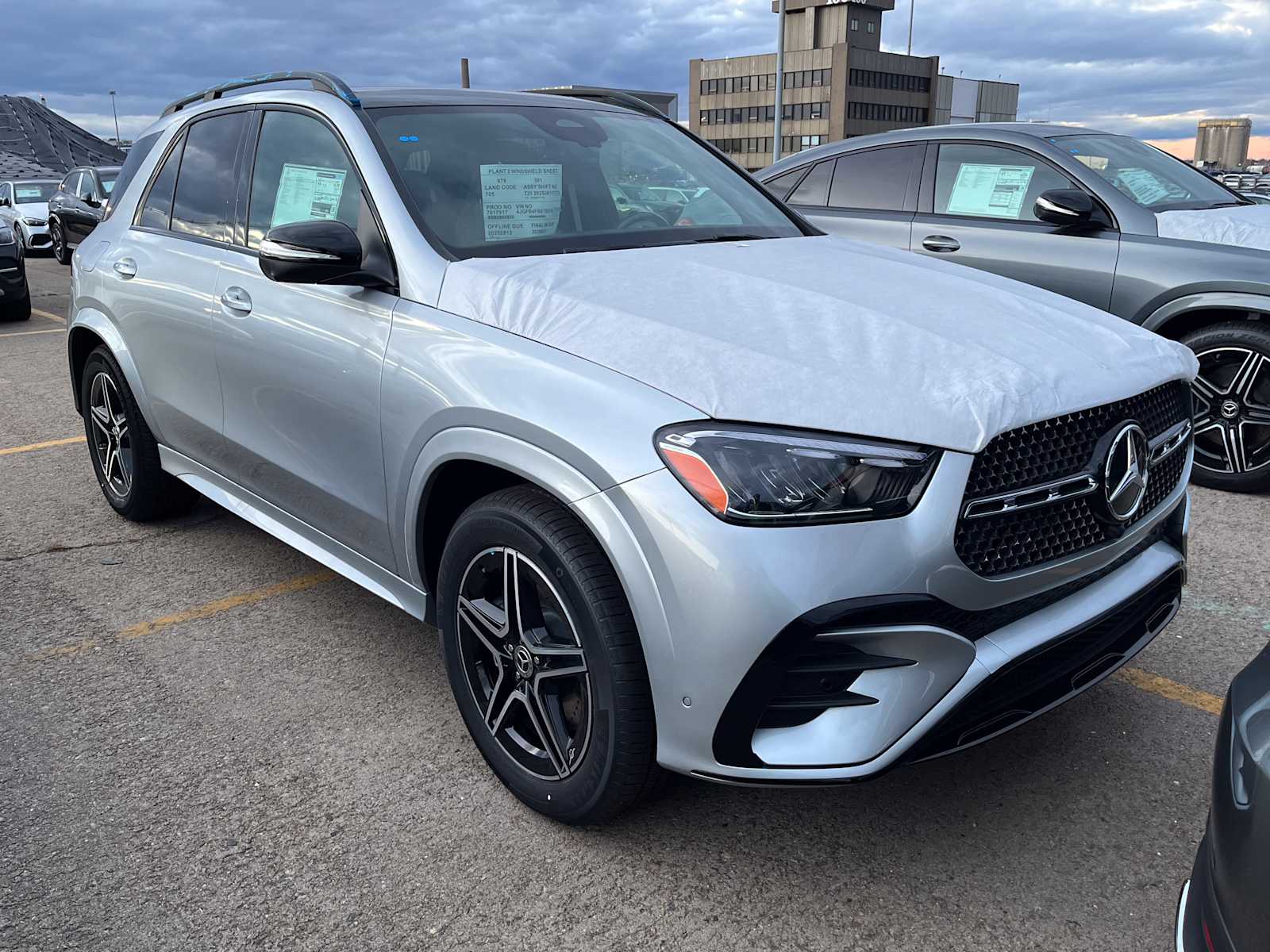 2026 Mercedes-Benz GLE GLE350's photo