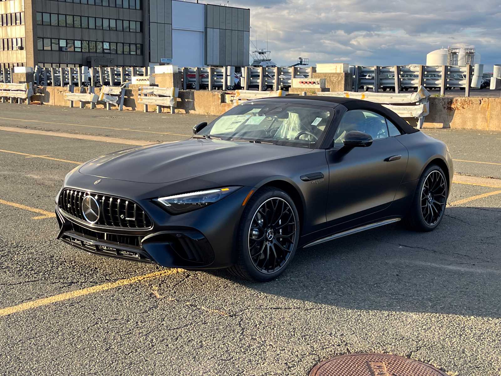 2026 Mercedes-Benz SL Mercedes-AMG's photo