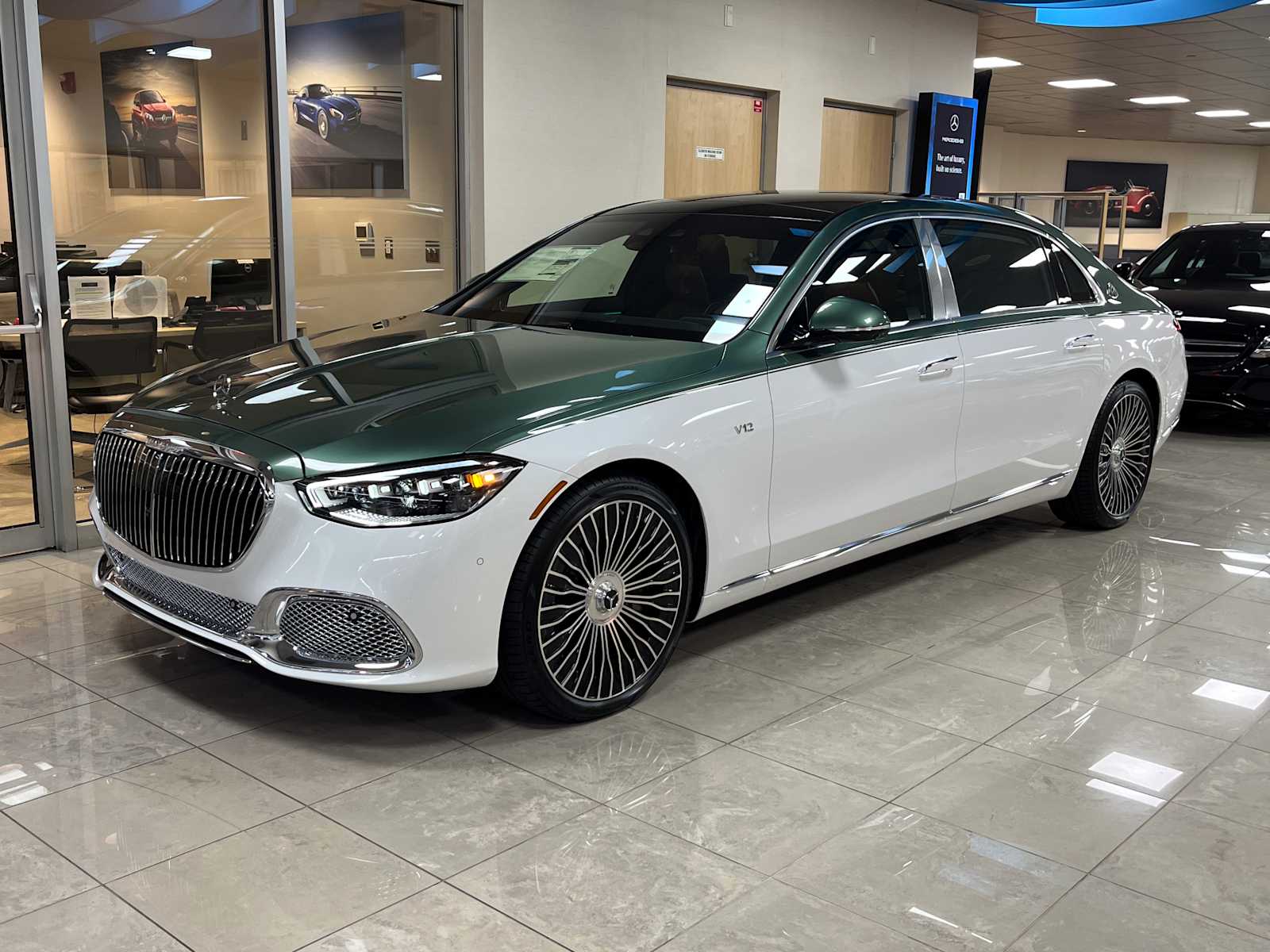 2026 Mercedes-Benz Maybach S 680 Sedan 