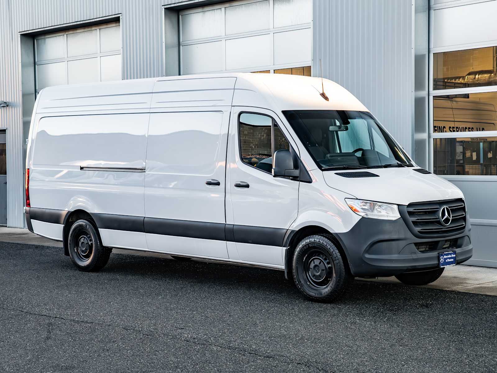 2024 Mercedes-Benz Sprinter Cargo Van Base's photo
