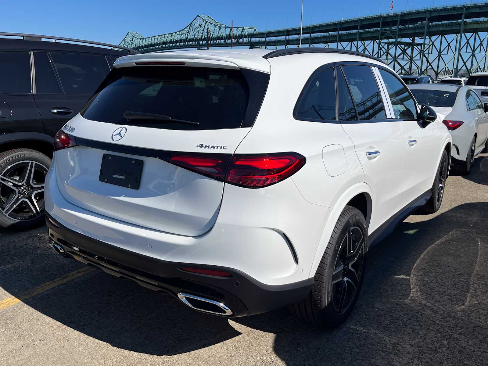 new 2026 Mercedes-Benz GLC 300 car