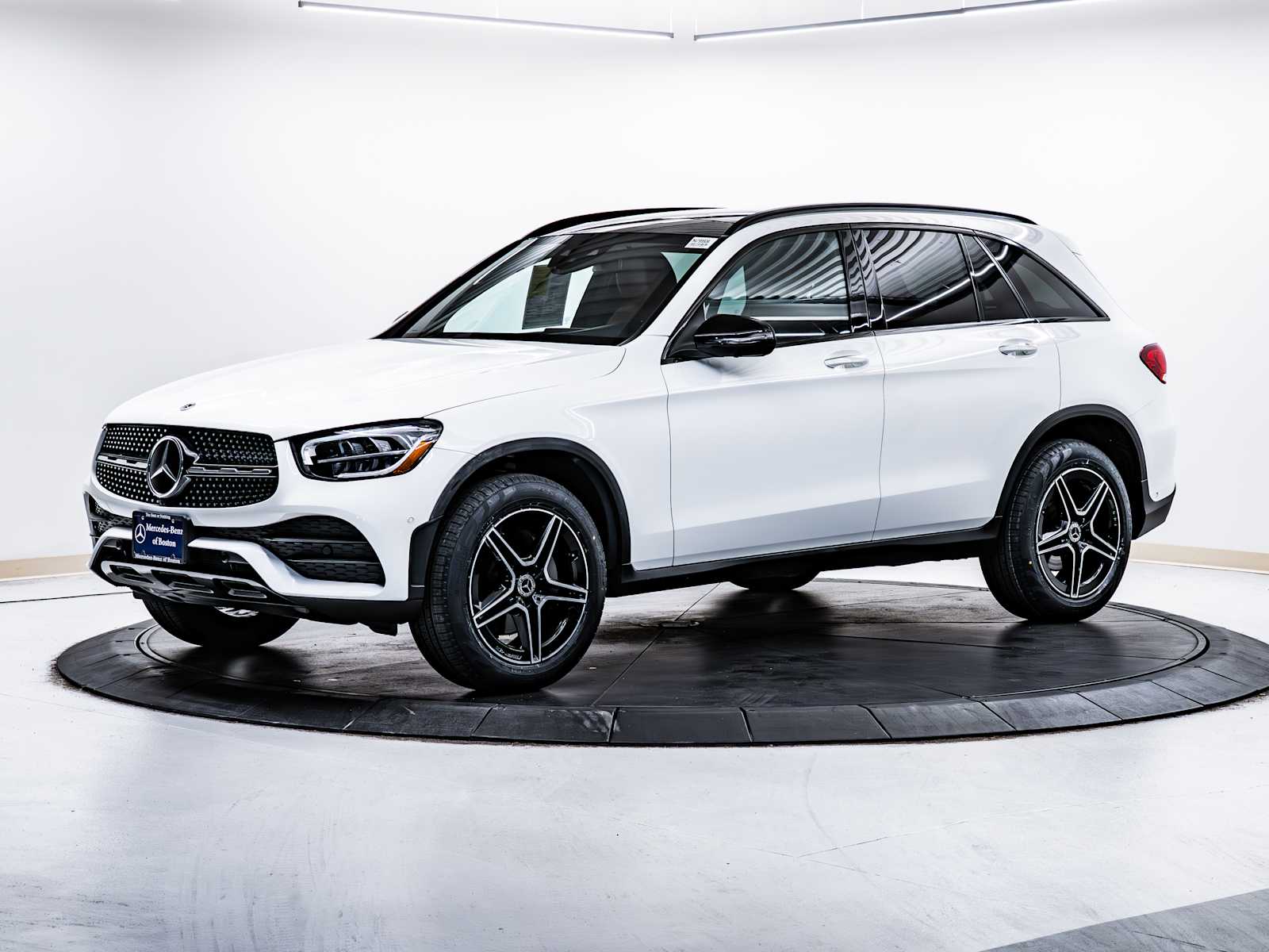 2021 Mercedes Benz GLC 300 4MATIC photo 3