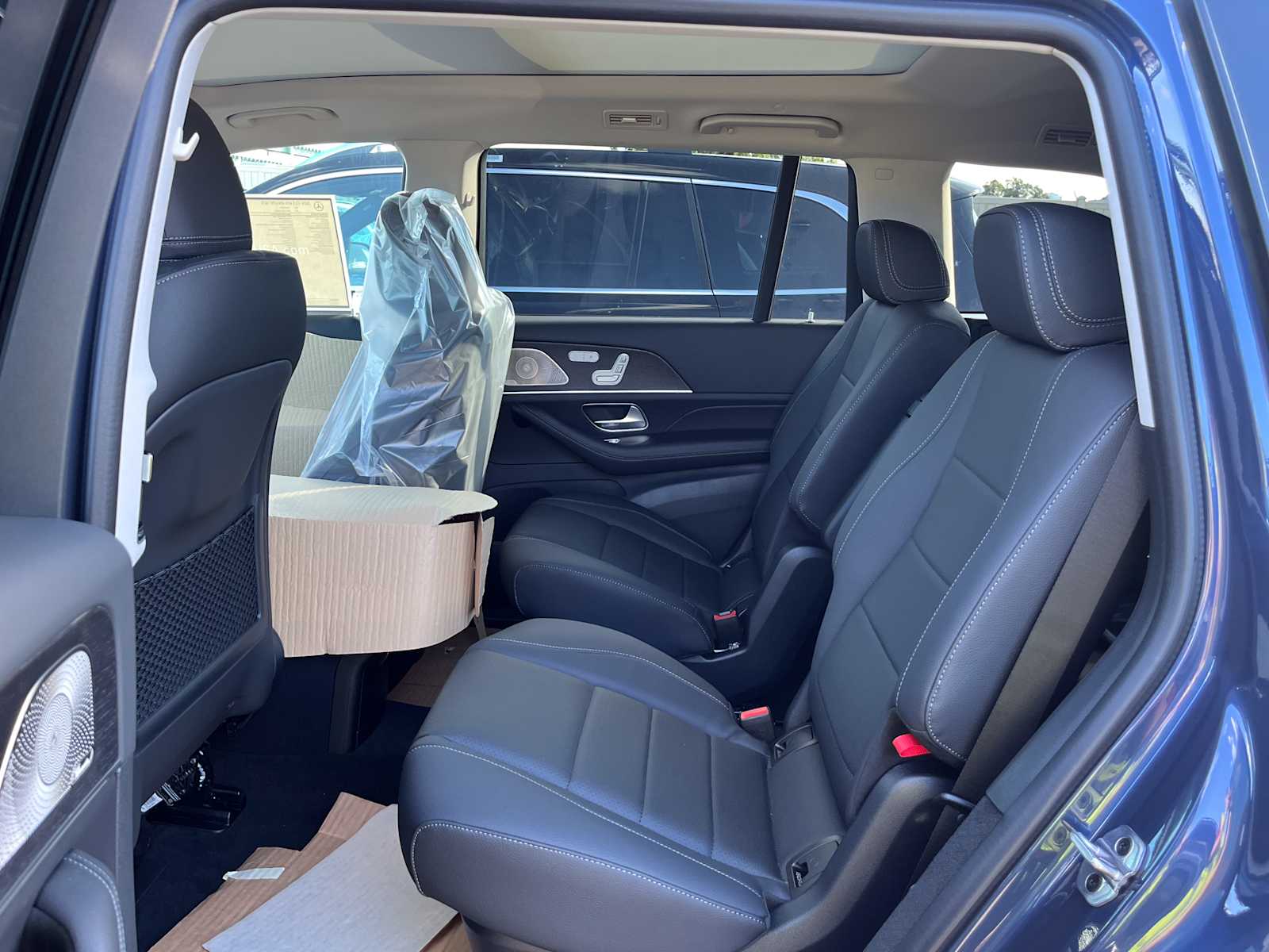 new 2026 Mercedes-Benz GLS 450 car