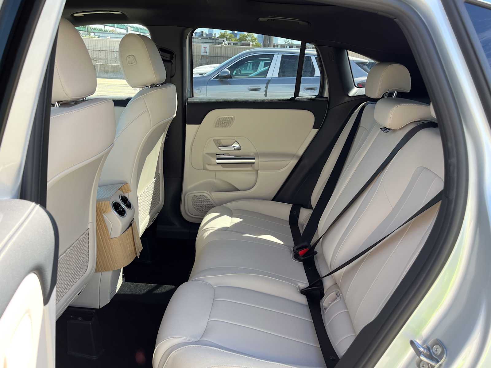 new 2026 Mercedes-Benz GLA 250 car