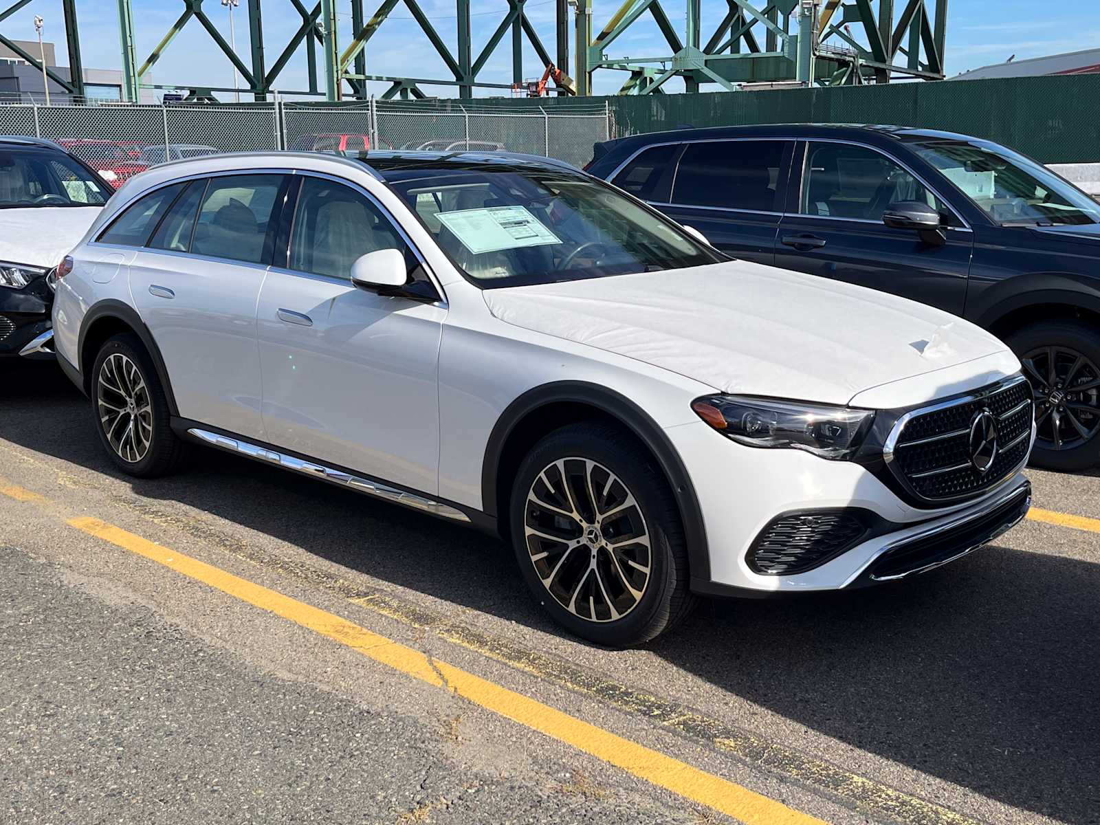 2025 Mercedes-Benz E-Class E450 All-Terrain's photo