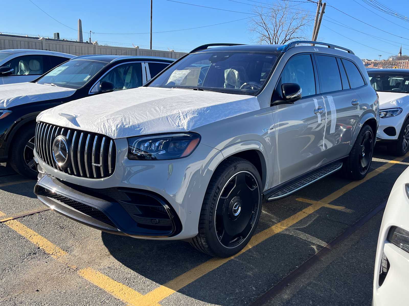 2026 Mercedes-Benz GLS AMG GLS 63's photo