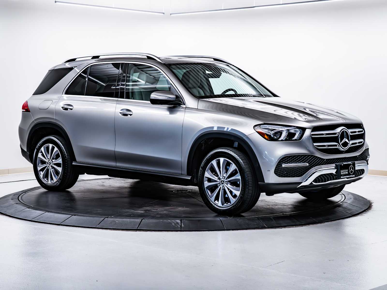 used 2022 Mercedes-Benz GLE 350 car, priced at $43,498