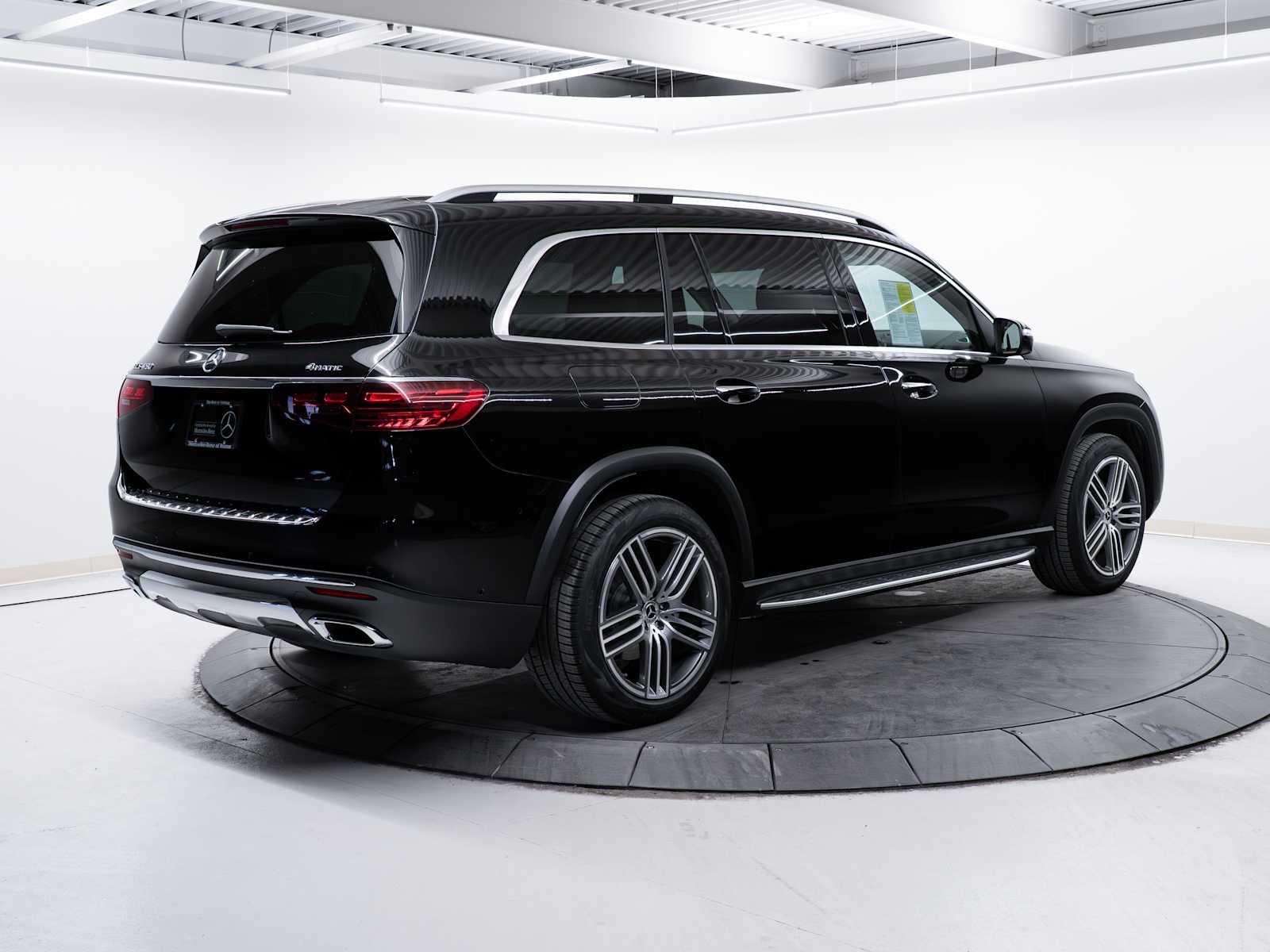 2026 Mercedes-Benz GLS Base - Photo 9