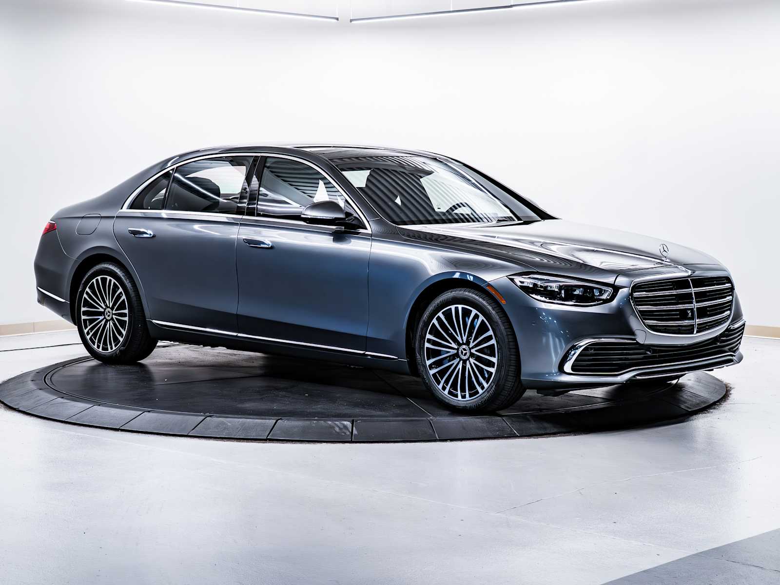 used 2022 Mercedes-Benz S-Class car, priced at $73,998