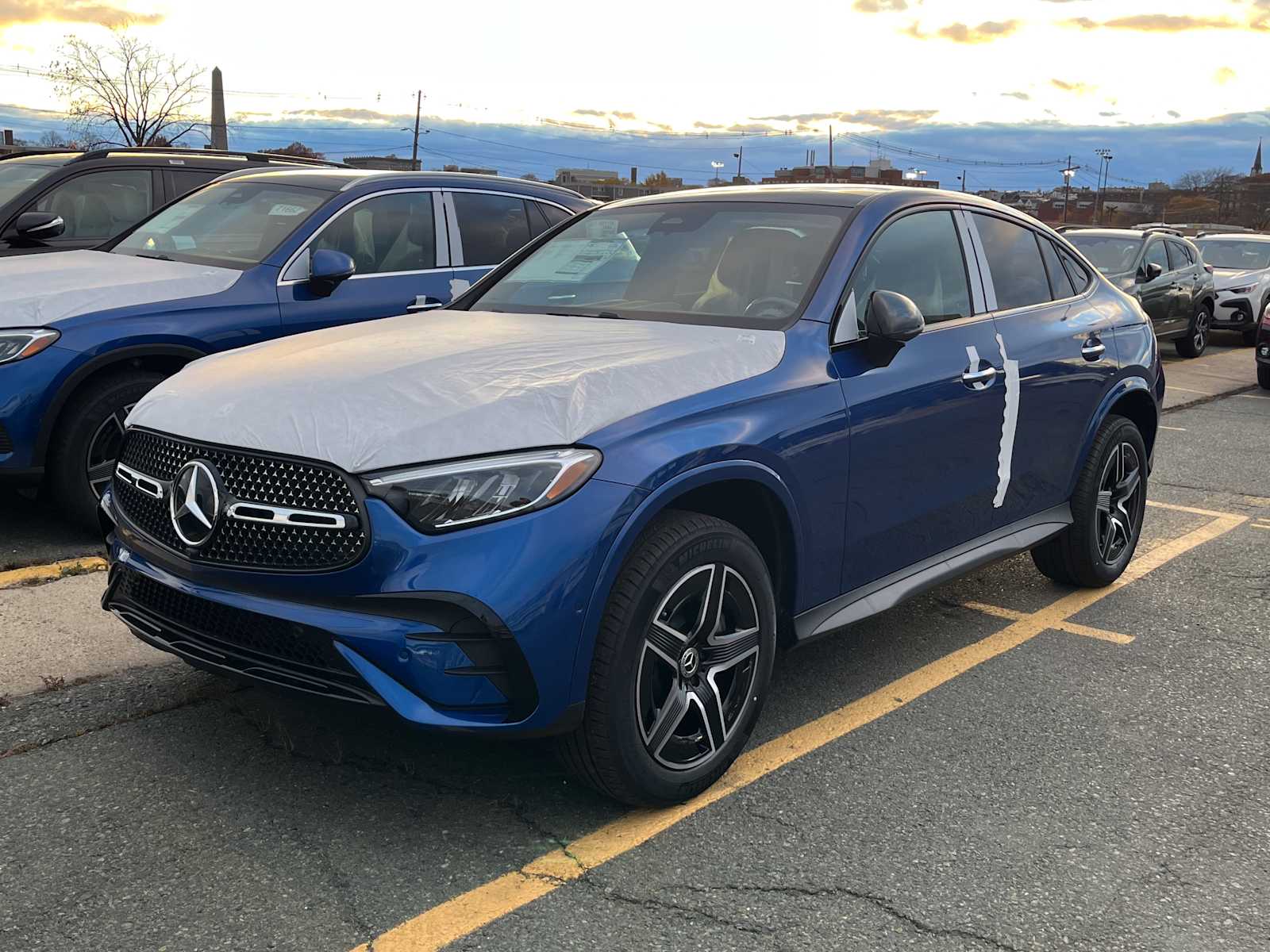 2026 Mercedes-Benz GLC Coupe GLC 300's photo