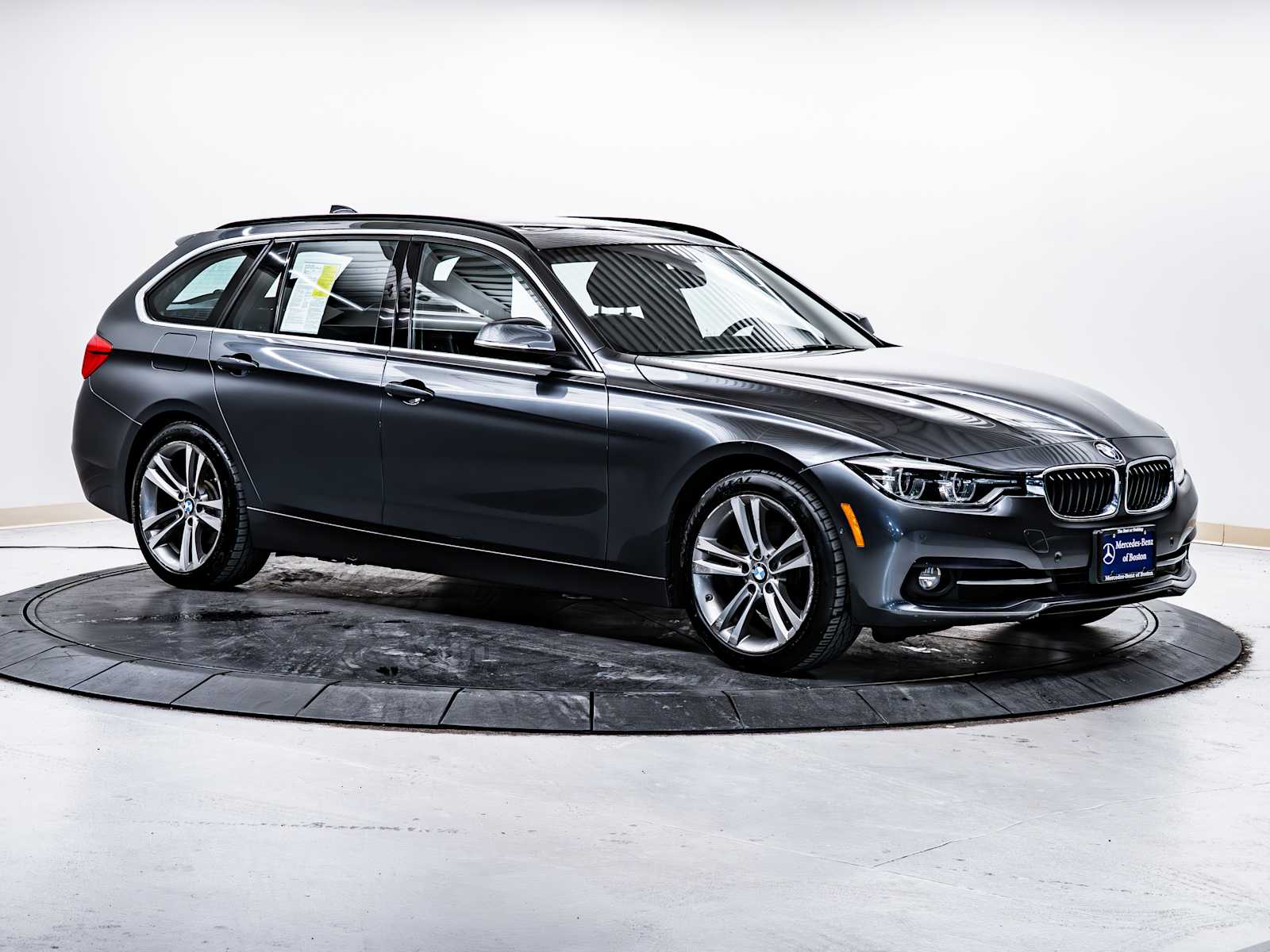2016 BMW 3 Series 328's photo
