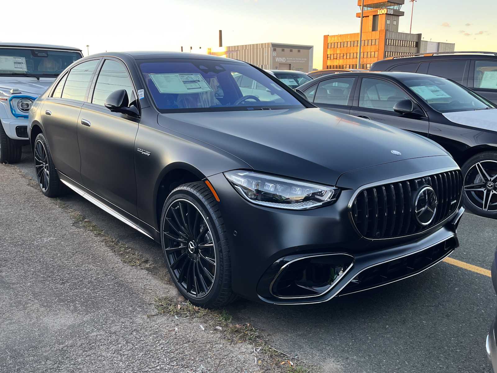 2026 Mercedes-Benz S-Class AMG S 63's photo