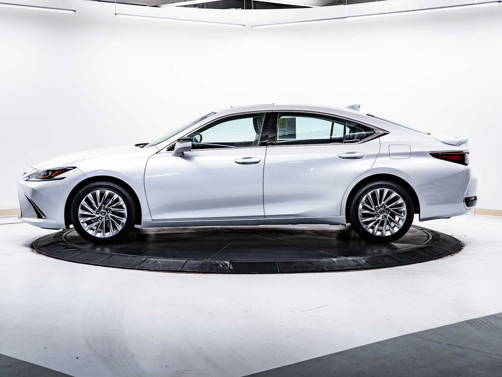 Used 2021 Lexus ES 250 Luxury Sedan