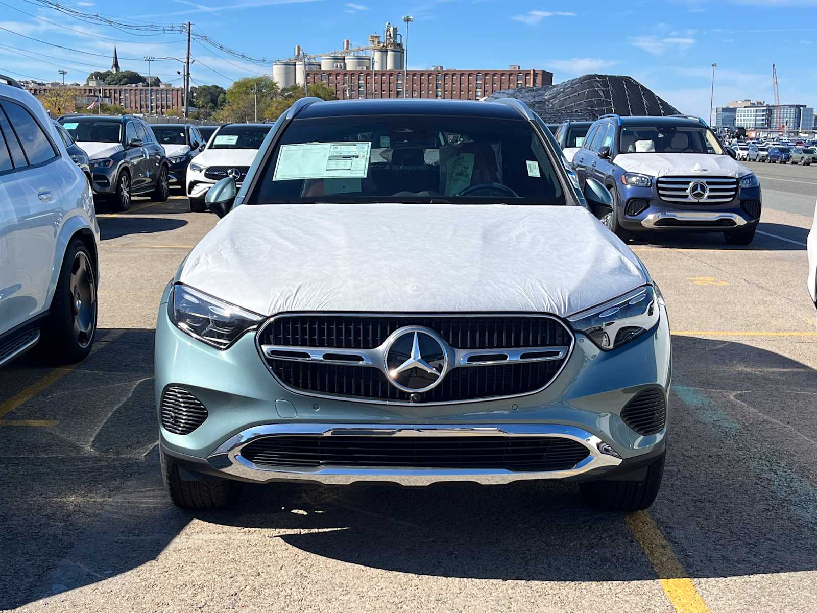 2026 Mercedes Benz GLC 300 4MATIC photo 2