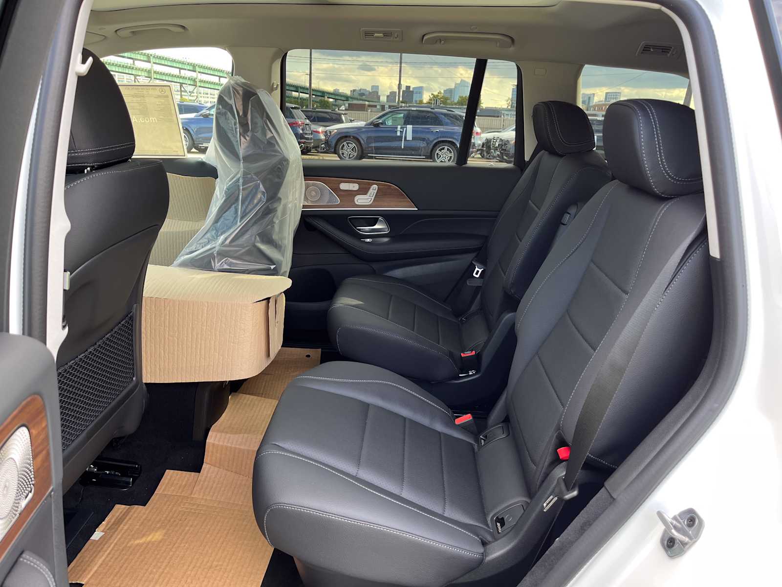 new 2026 Mercedes-Benz GLS 450 car