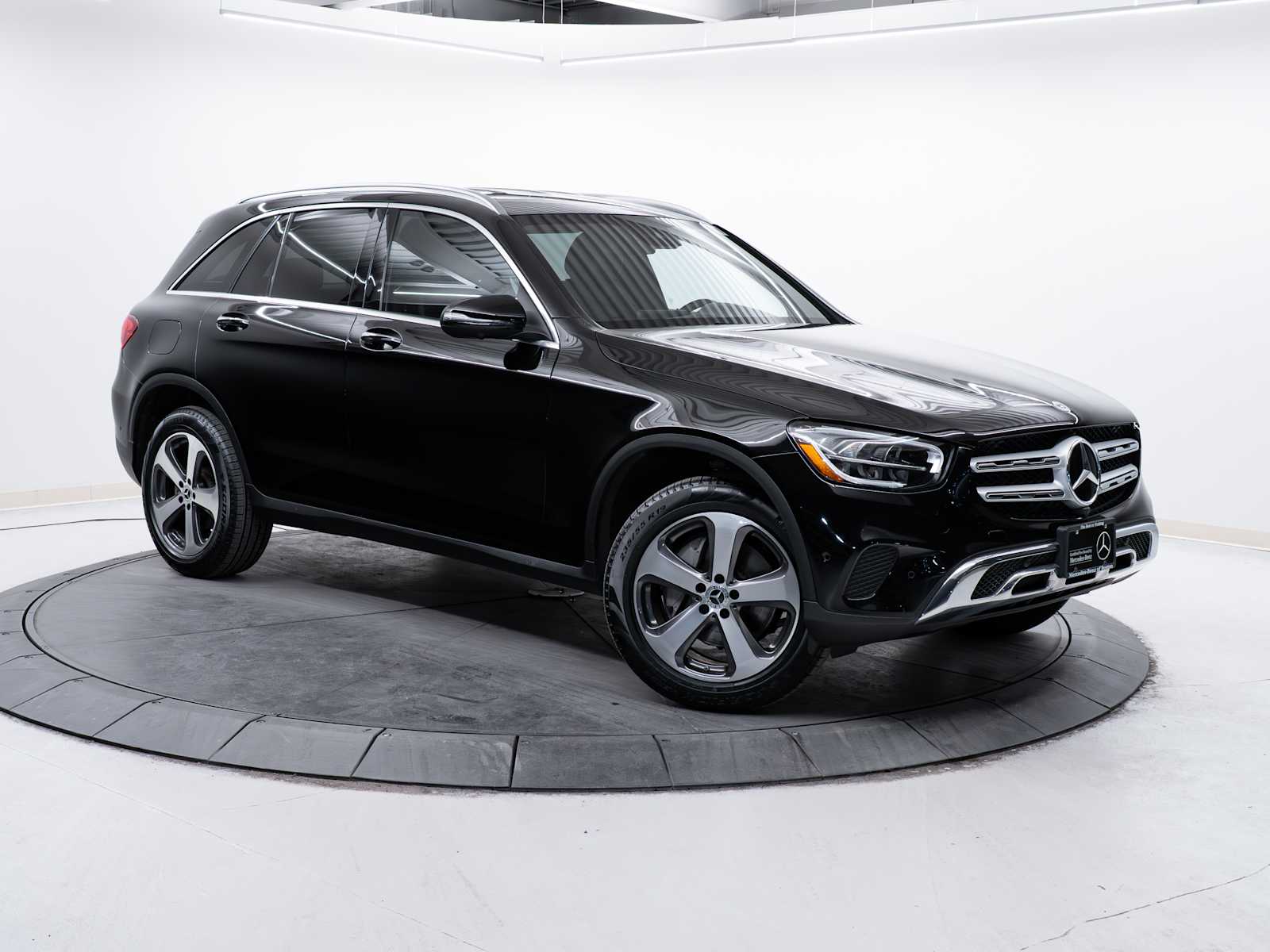2022 Mercedes-Benz GLC