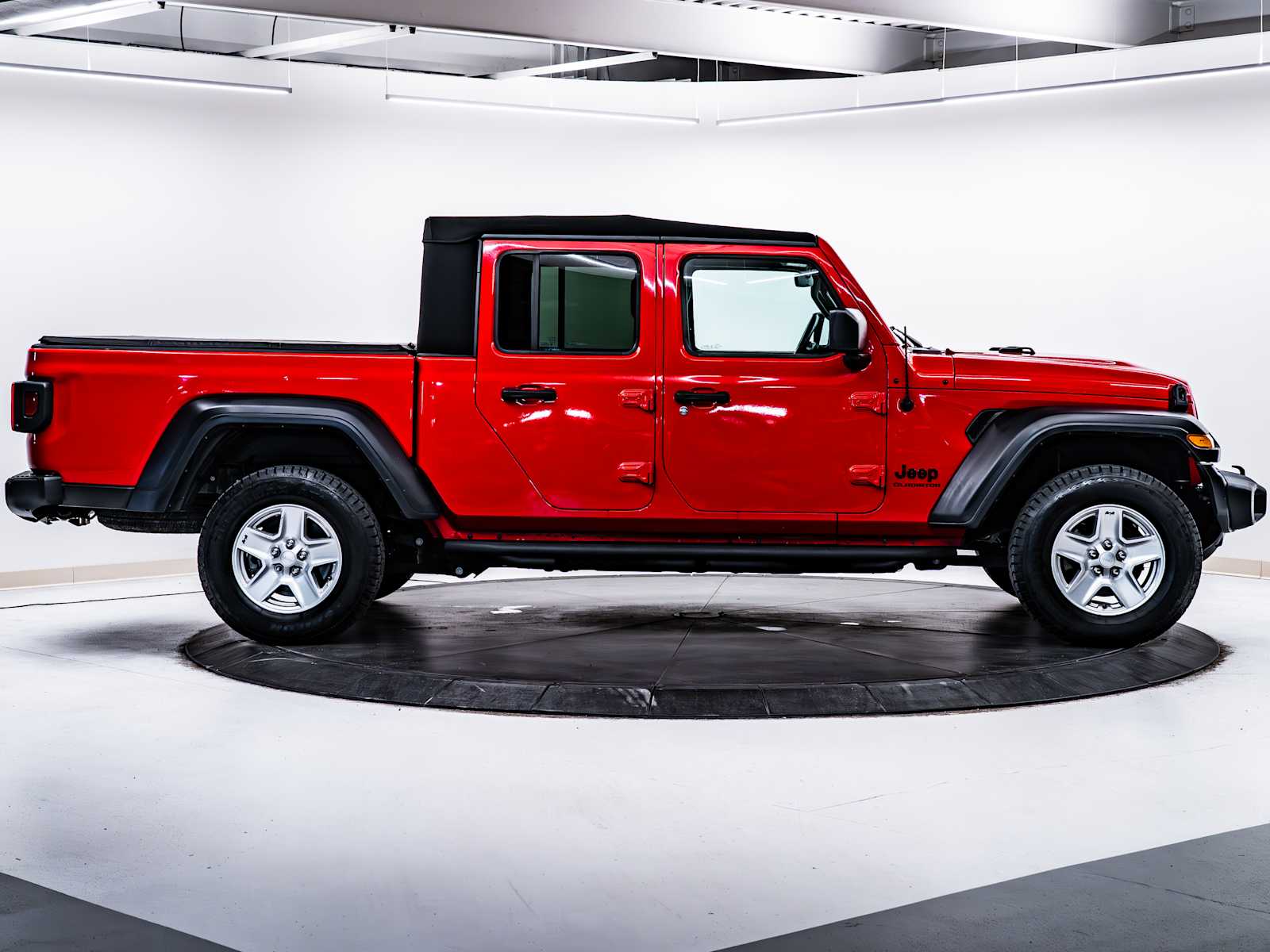 used 2020 Jeep Gladiator car, priced at $19,198