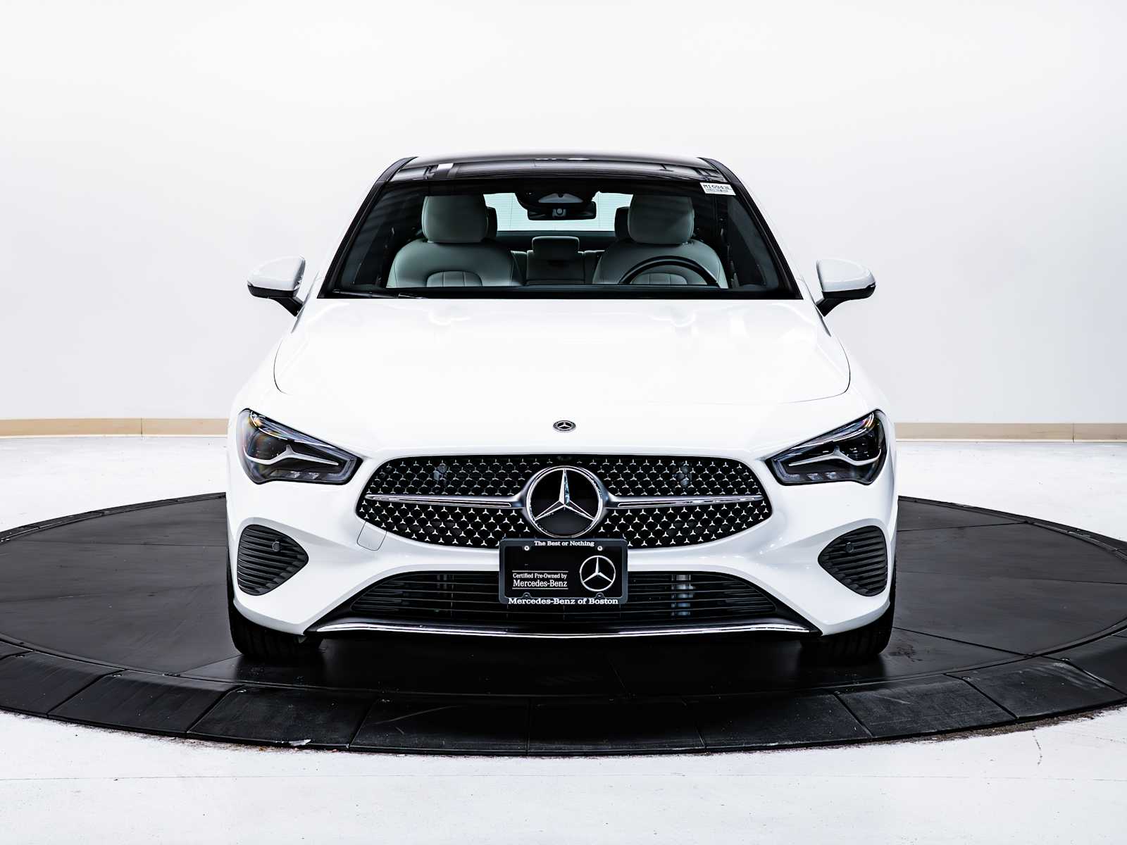 2025 Mercedes Benz CLA 250 4MATIC photo 2