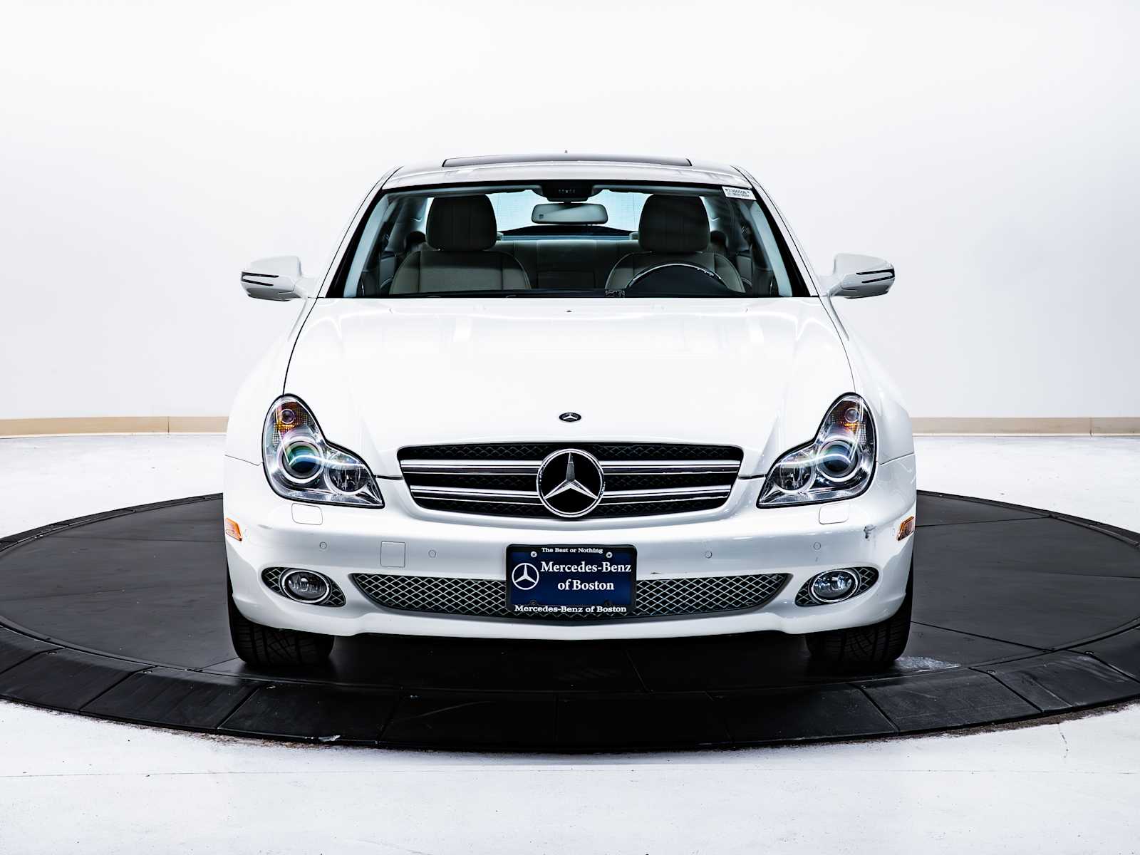 Used 2009 Mercedes-Benz CLS-Class CLS550 with VIN WDDDJ72XX9A145562 for sale in Somerville, MA