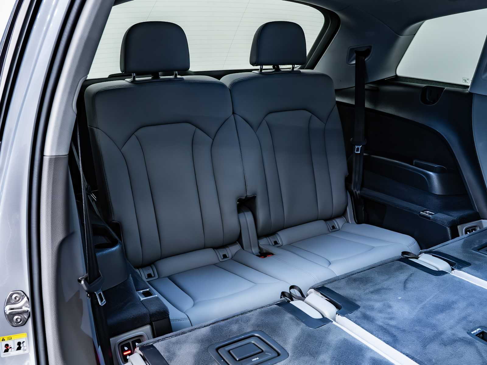 used 2020 Audi Q7 car, priced at $27,798