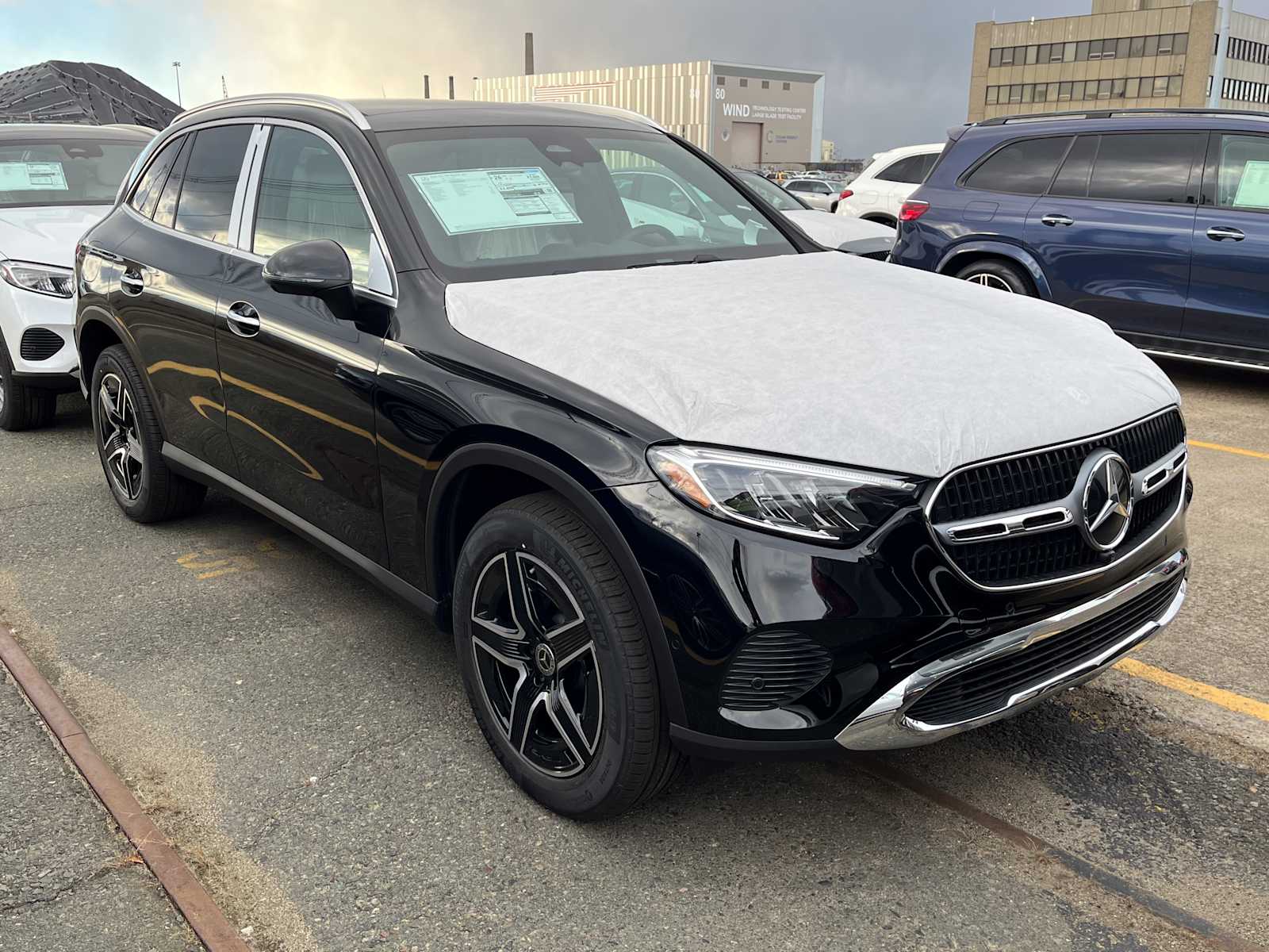 2026 Mercedes-Benz GLC Base's photo