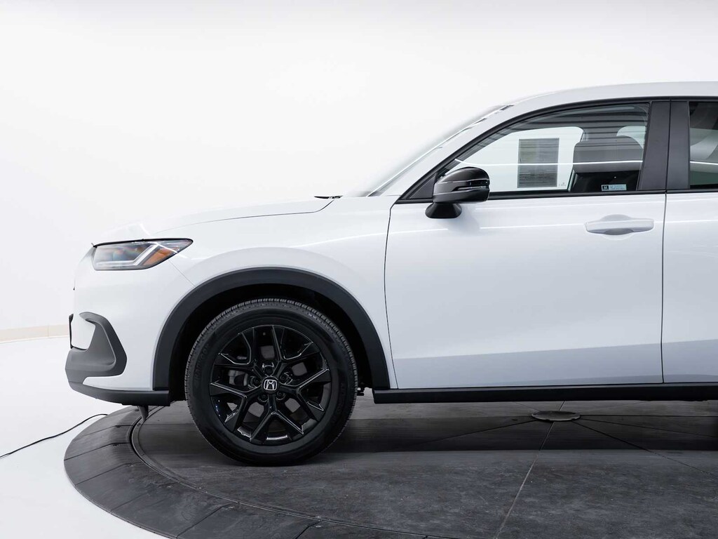 Used 2024 Honda HR-V Sport w/BSI SUV