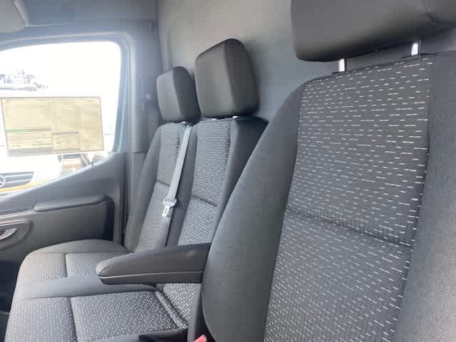 new 2025 Mercedes-Benz Sprinter 3500 car