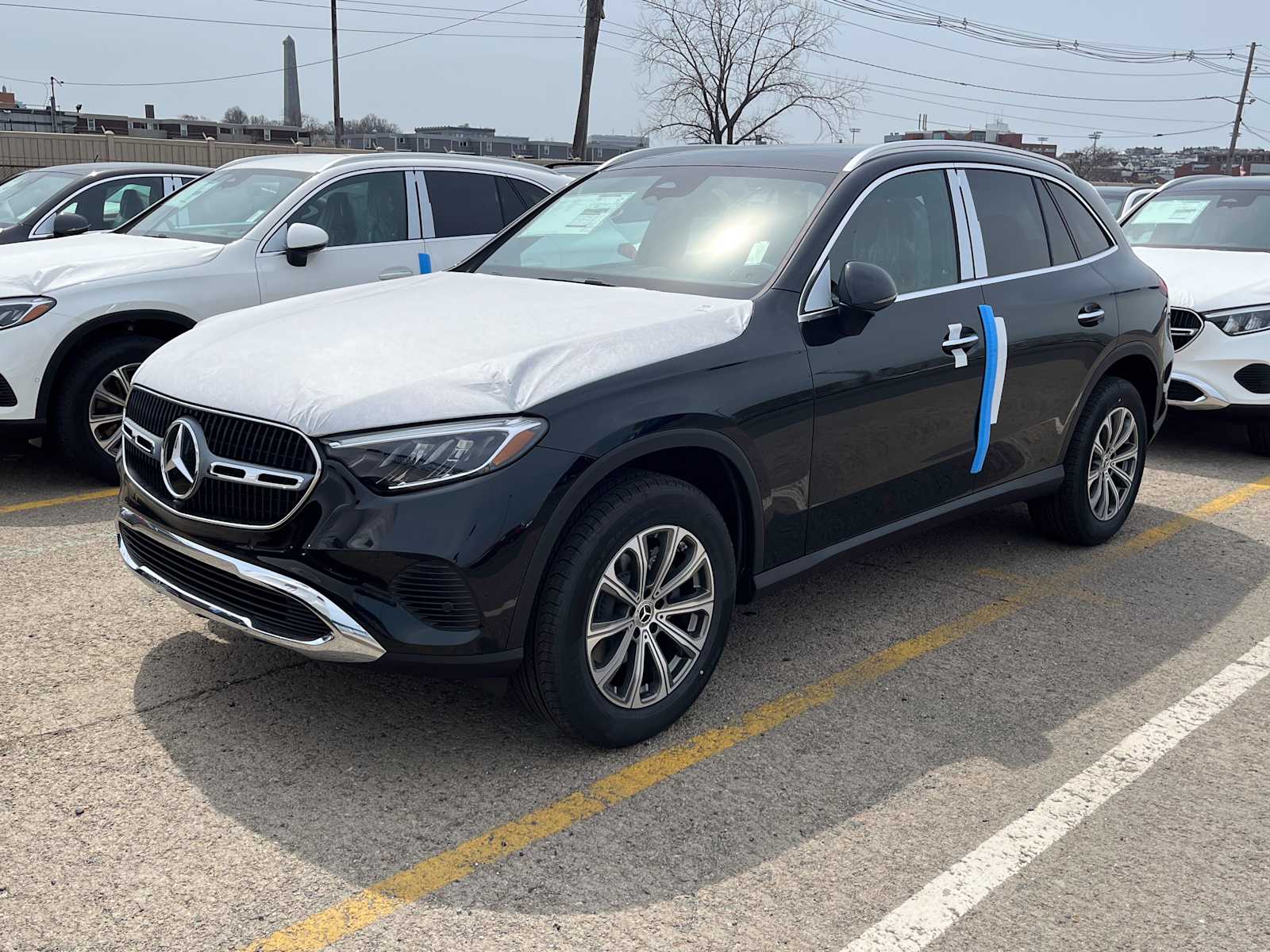 2025 Mercedes-Benz GLC