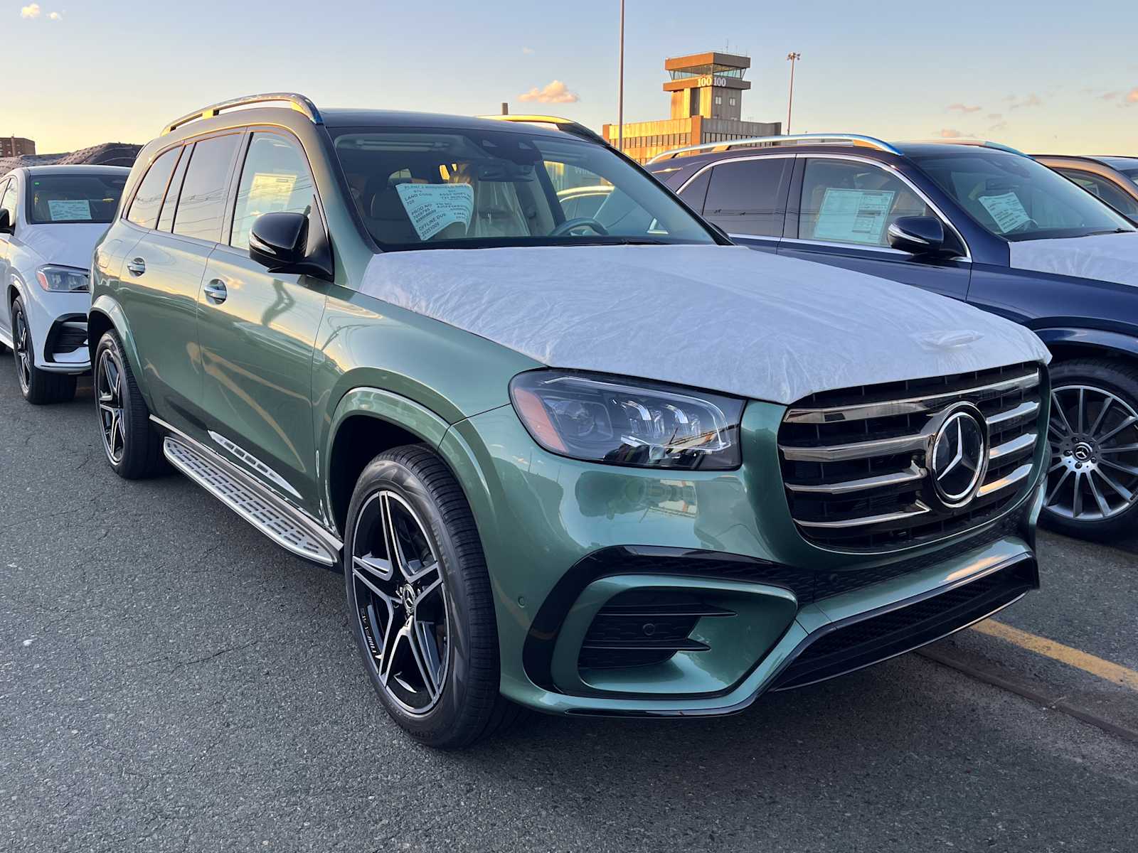 2026 Mercedes-Benz GLS Base's photo