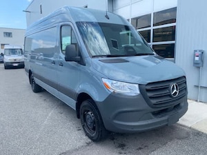 2025 Mercedes-Benz Sprinter 3500 High Roof 170