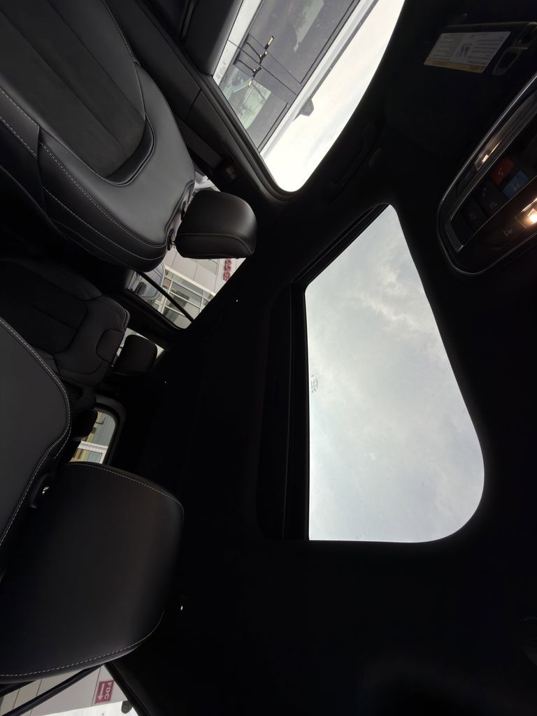 2025 Jeep Grand Cherokee L Altitude - Photo 20