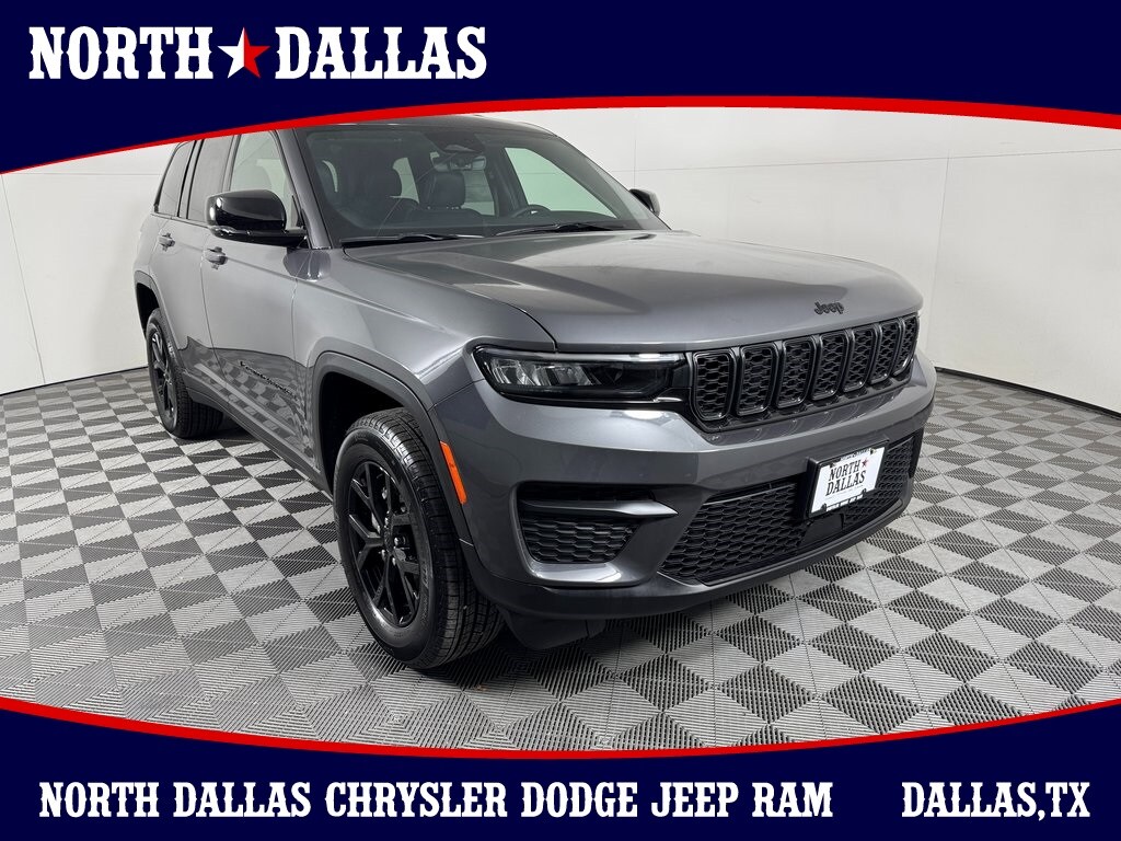 Used 2025 Jeep Grand Cherokee Laredo SUV