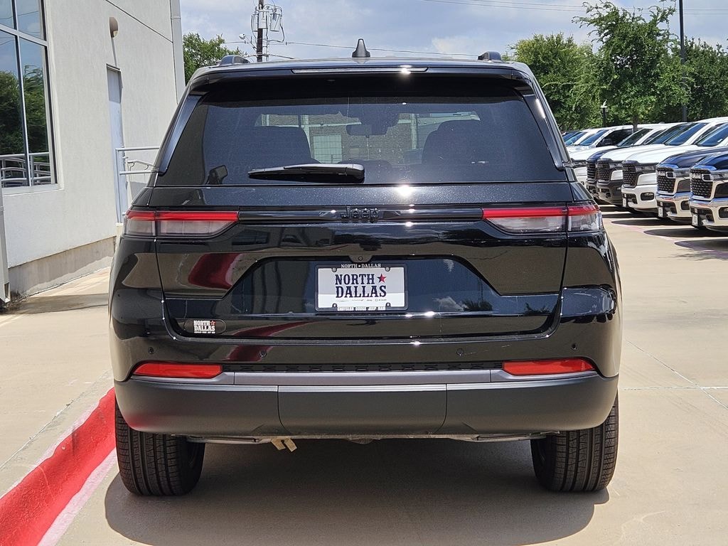 New 2026 Jeep Grand Cherokee LIMITED 4X2 Sport Utility