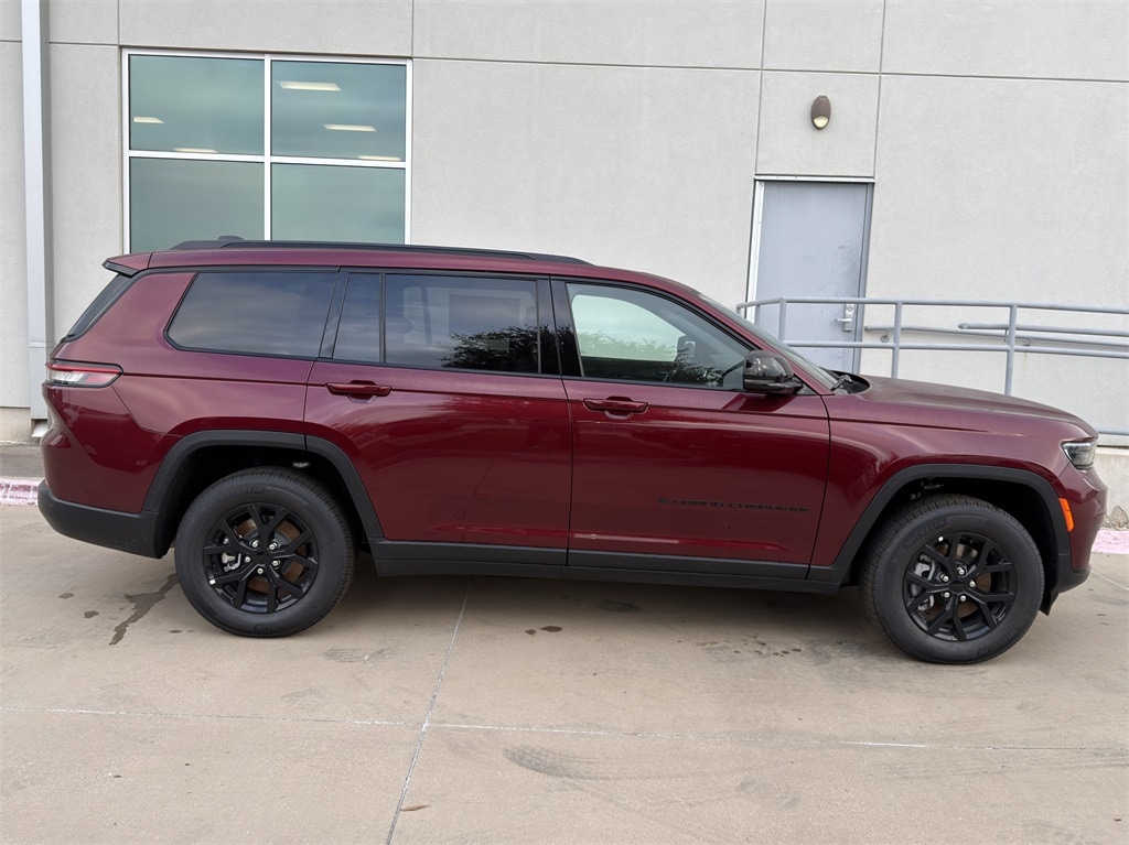 New 2025 Jeep Grand Cherokee L ALTITUDE X 4X4 Sport Utility
