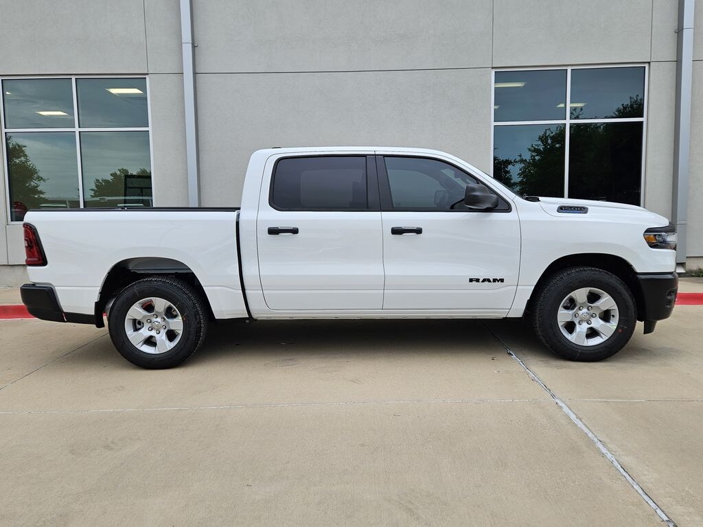 New 2026 Ram 1500 TRADESMAN CREW CAB 4X2 5'7 BOX Pickup