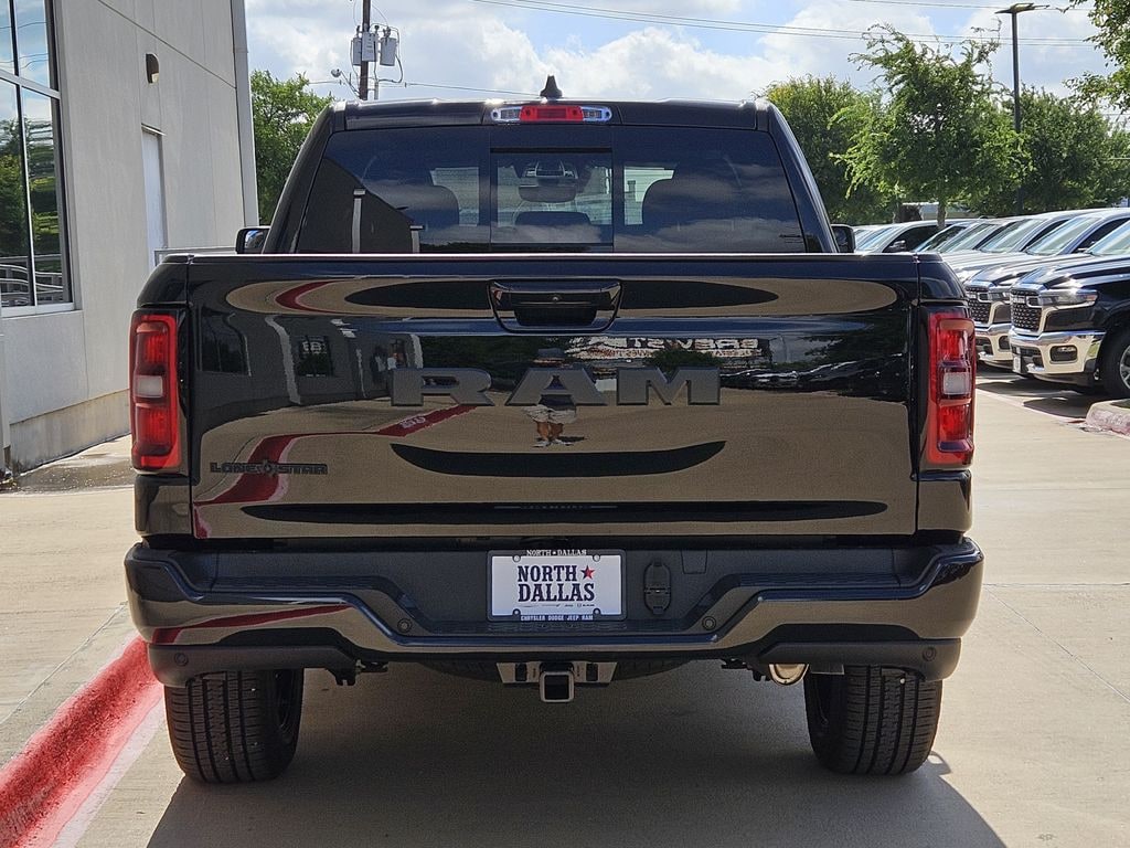 New 2026 Ram 1500 LONE STAR CREW CAB 4X2 5'7 BOX Pickup