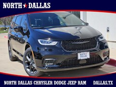 2026 Chrysler Pacifica SELECT Passenger Van