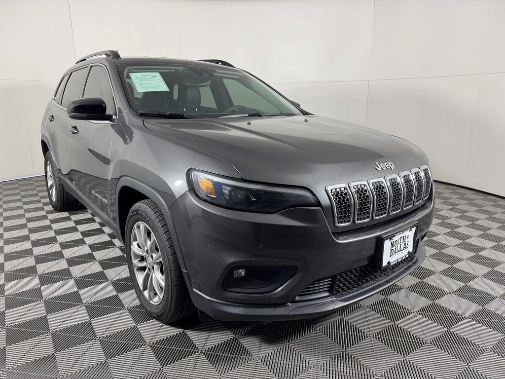 2022 Jeep Cherokee Latitude Lux's photo