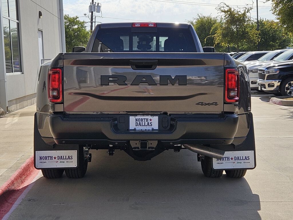 New 2026 Ram 3500 TRADESMAN CREW CAB 4X4 8' BOX Pickup