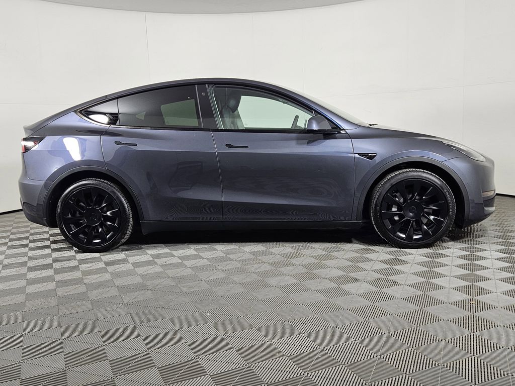 Used 2022 Tesla Model Y Long Range with VIN 7SAYGAEE7NF453729 for sale in Dallas, TX