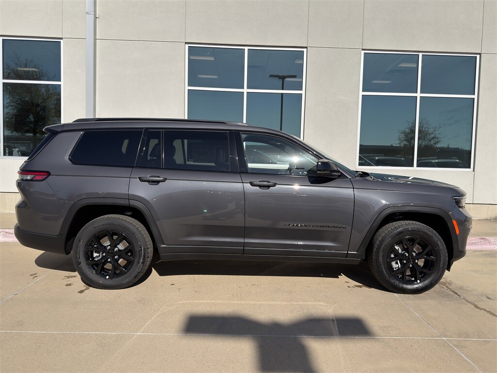 New 2025 Jeep Grand Cherokee L ALTITUDE X 4X4 Sport Utility