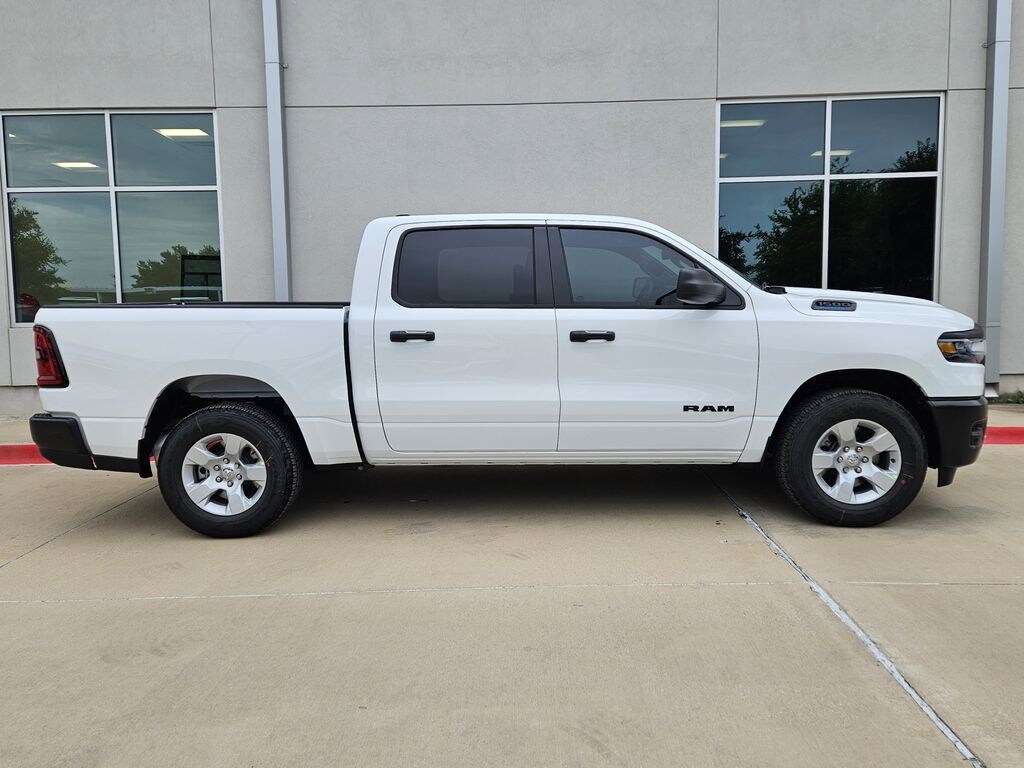 New 2026 Ram 1500 TRADESMAN CREW CAB 4X2 5'7 BOX Pickup
