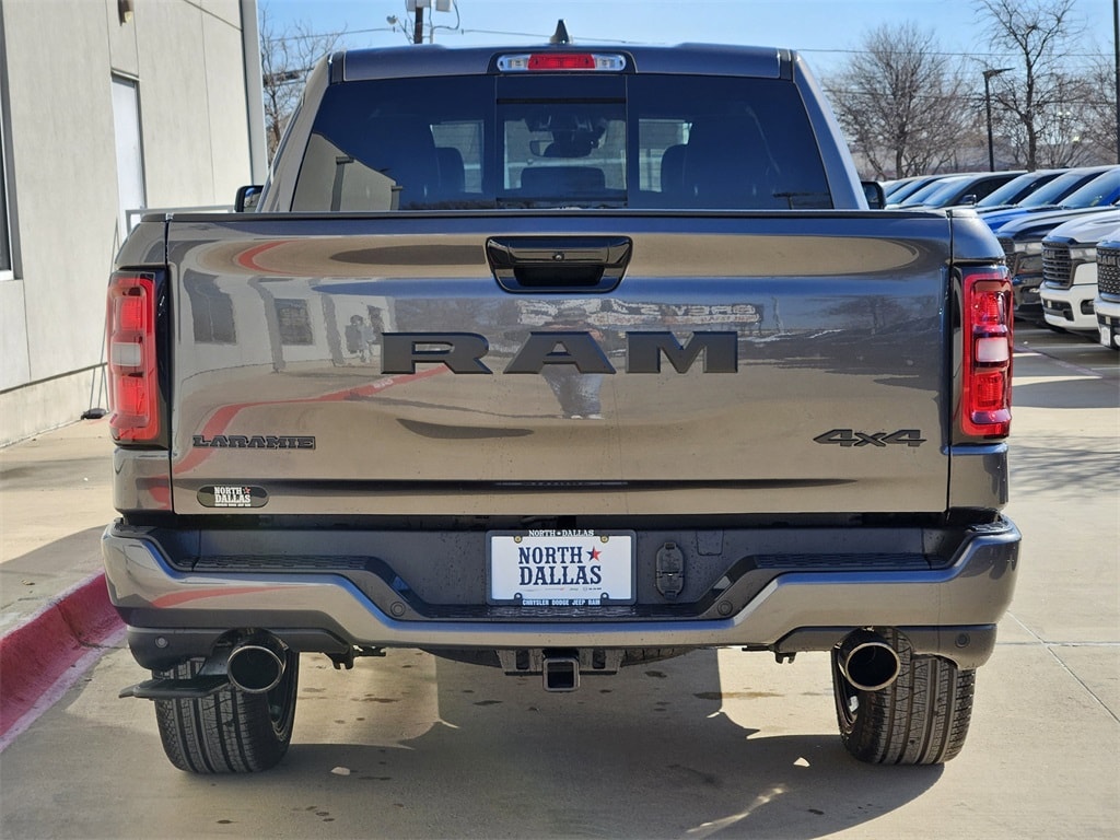 New 2026 Ram 1500 LARAMIE CREW CAB 4X4 5'7 BOX Pickup