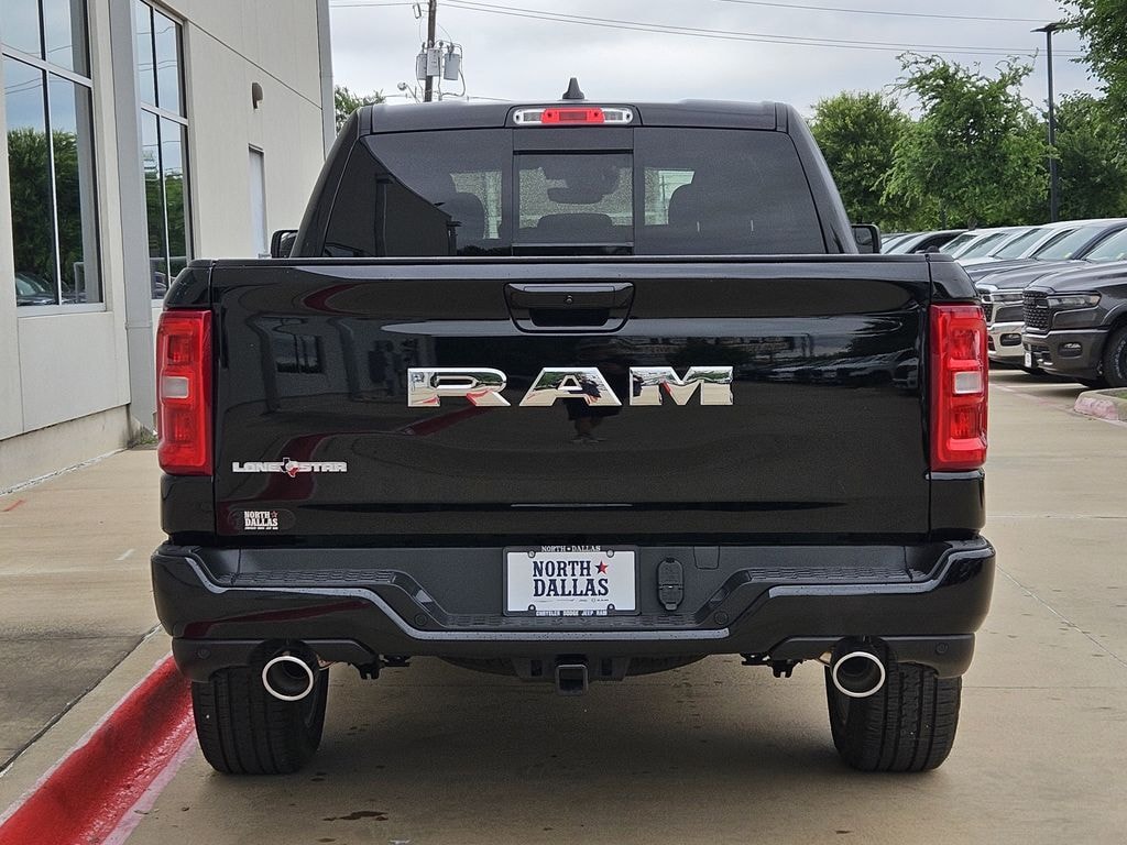 New 2026 Ram 1500 LONE STAR CREW CAB 4X2 5'7 BOX Pickup