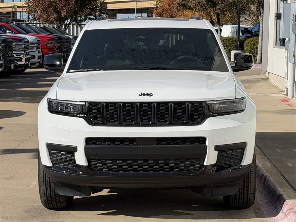 New 2025 Jeep Grand Cherokee L ALTITUDE X 4X2 Sport Utility