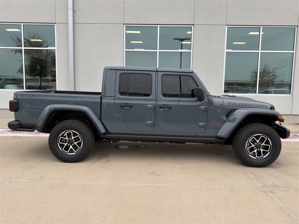 2025 Jeep Gladiator Rubicon photo 3