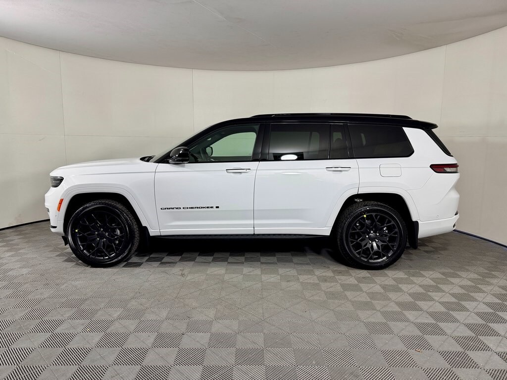 2025 Jeep Grand Cherokee L Summit photo 4