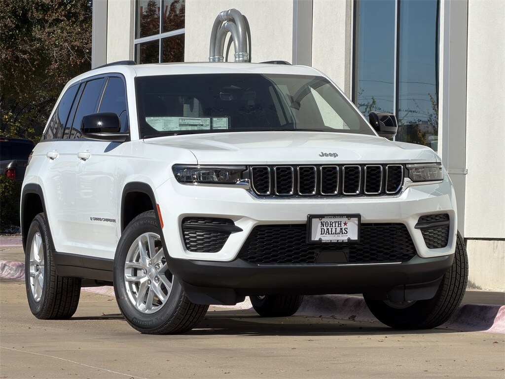 New 2025 Jeep Grand Cherokee LAREDO X 4X2 Sport Utility