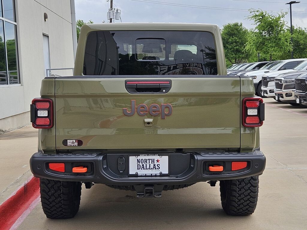 New 2026 Jeep Gladiator MOJAVE X 4X4 Pickup