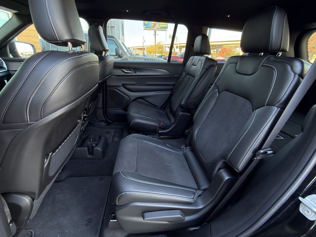 2025 Jeep Grand Cherokee L Altitude - Photo 20